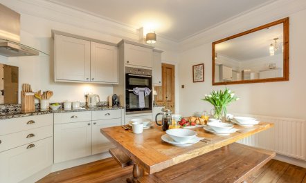 4 Bed in Appledore 8