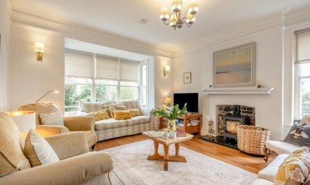 4 Bed in Appledore 1