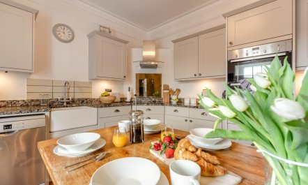 4 Bed in Appledore 9