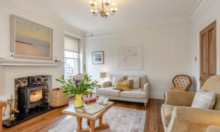 4 Bed in Appledore 4