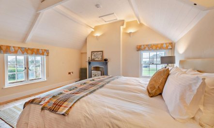 2 Bed in Southgate 7