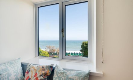 2 Bed in Langland 8