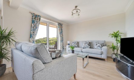 2 Bed in Langland 3
