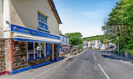 5 Bed in Croyde 7