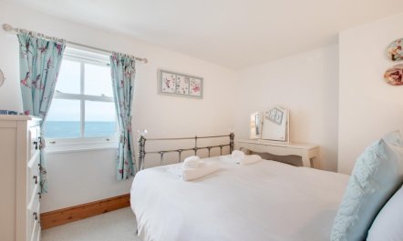 2 Bed in Sandsend 6