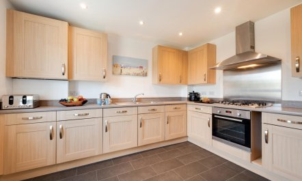 4 Bed in Porthleven 1