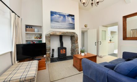 4 Bed in Bwlchtocyn 3