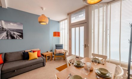 2 Bed in Dartmouth 0