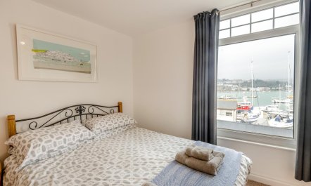 2 Bed in Kingswear 8