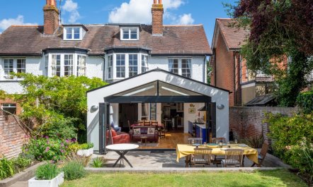 5 Bed in Canterbury 1