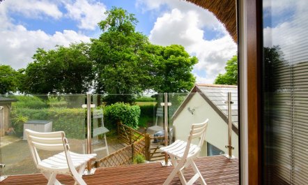 1 Bed in West Putford 6