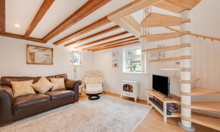 1 Bed in West Putford 4