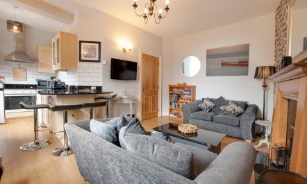 2 Bed in Whitby 5