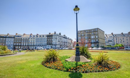 2 Bed in Whitby 9
