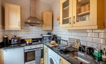 2 Bed in Whitby 4