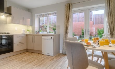 2 Bed in Upper Sheringham 4