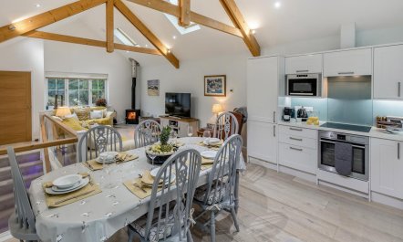 3 Bed in Ruan Minor 1