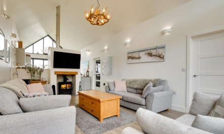 2 Bed in Bamburgh 3