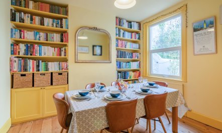 3 Bed in Brighton 3
