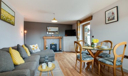 1 Bed in Dolgellau 2