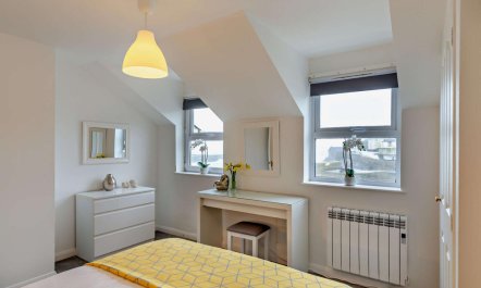 3 Bed in Porthleven 7
