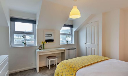 3 Bed in Porthleven 8