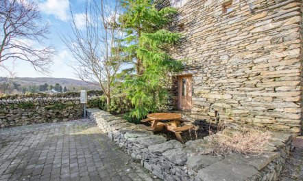 2 Bed in Newby Bridge 1