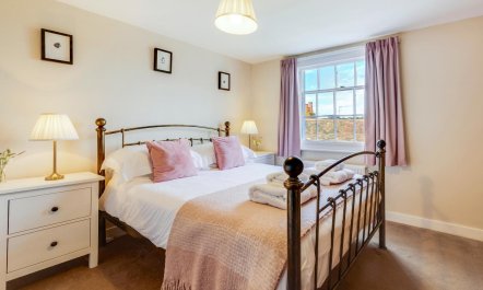 4 Bed in Rye