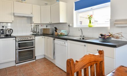 4 Bed in Bwlchtocyn 7