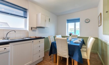4 Bed in Bwlchtocyn 8