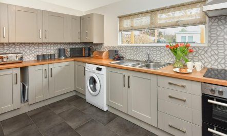 3 Bed in Llanbedrog 9