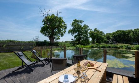 5 Bed in Briston 1