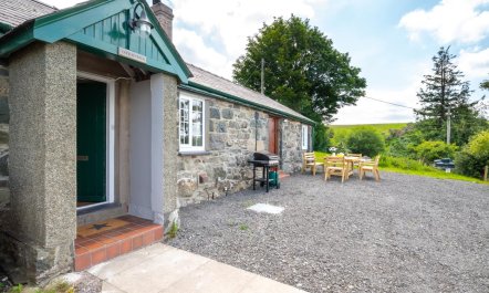 3 Bed in Llanllechid 5