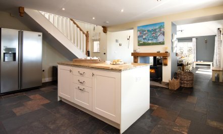 5 Bed in North Sunderland 3