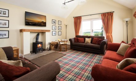 5 Bed in North Sunderland 6