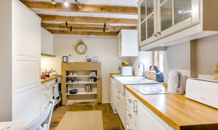 2 Bed in Middleton-by-Youlgrave 3