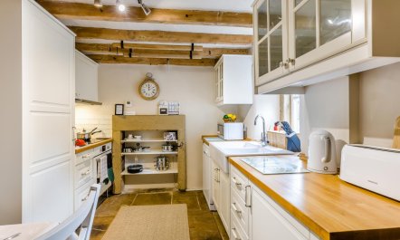 2 Bed in Middleton-by-Youlgrave 3
