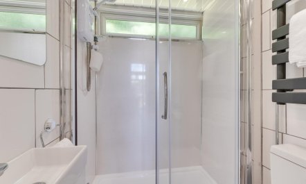 2 Bed in Caswell Bay 9