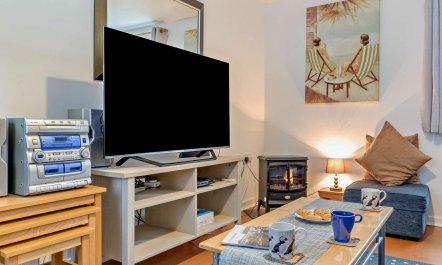 2 Bed in Seahouses 7