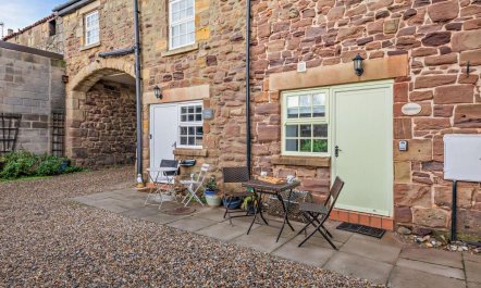 2 Bed in Seahouses