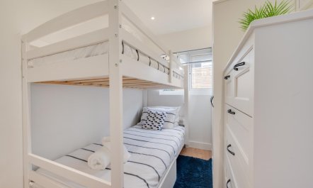 2 Bed in Caswell Bay 5