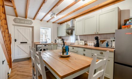 3 Bed in Grosmont 3