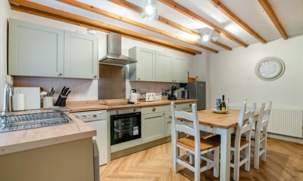 3 Bed in Grosmont 1