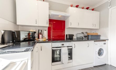 1 Bed in Stepaside 2