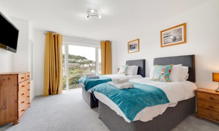 2 Bed in Looe 3