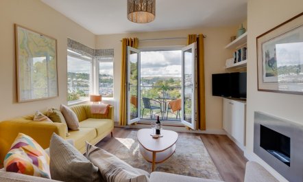 2 Bed in Kingswear 1