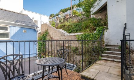 2 Bed in Kingswear 7