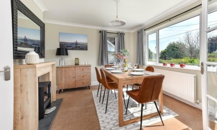 3 Bed in Llanbedrog 7