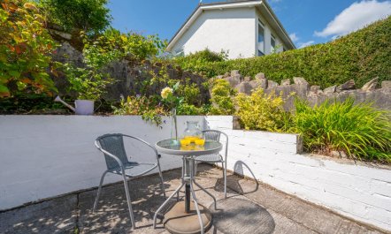 1 Bed in Saundersfoot 8