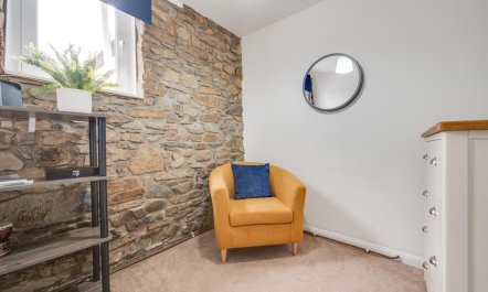 1 Bed in Saundersfoot 7